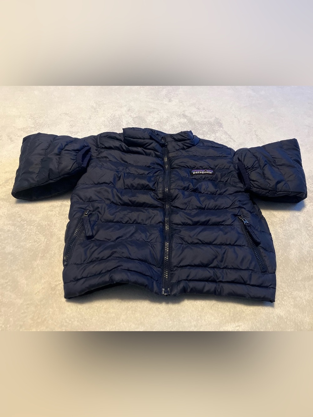 *last chance* Patagonia Kids' Navy Puffer Jacket - Picture 1 of 3